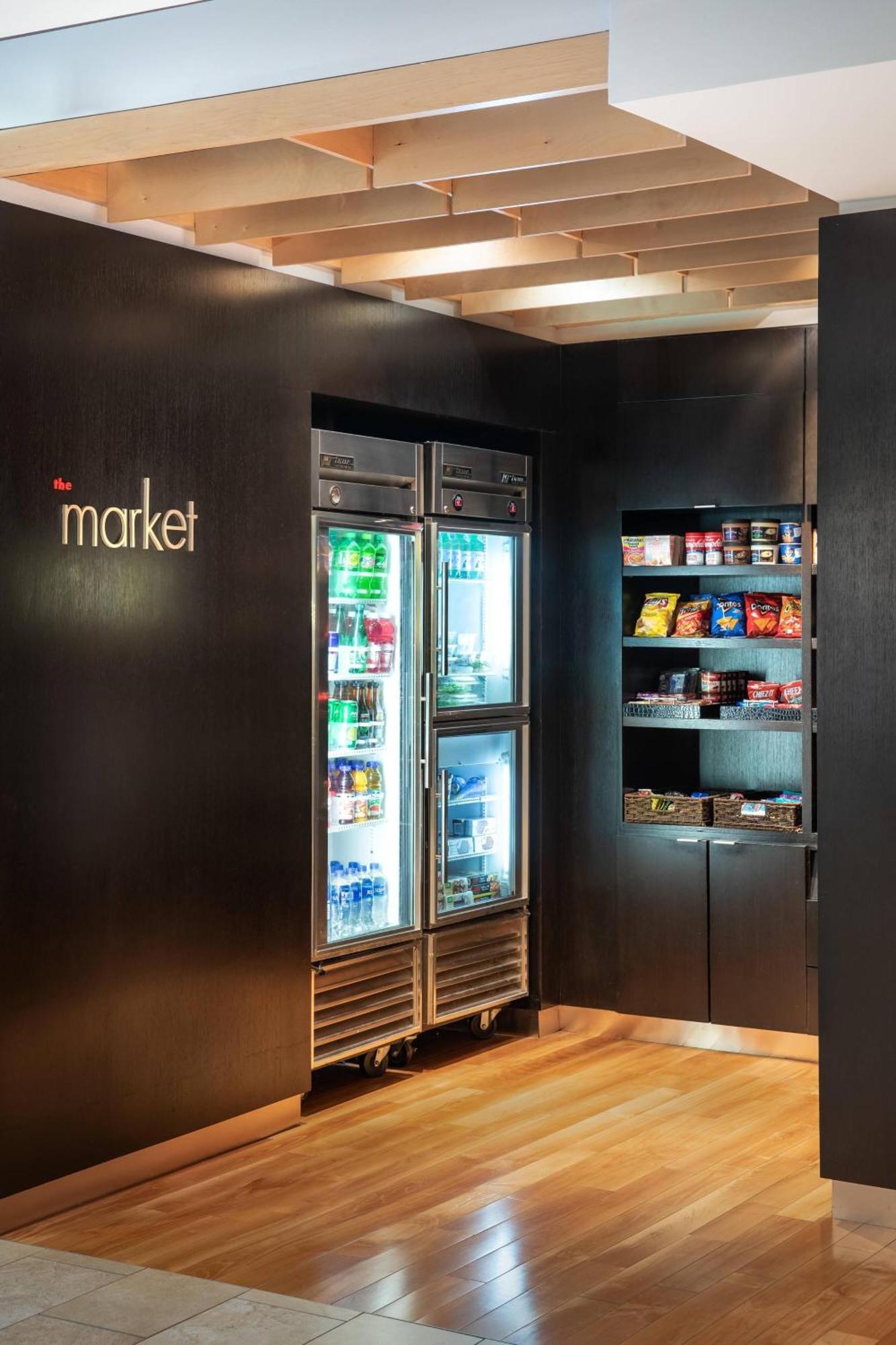 Courtyard By Marriott Denton Ξενοδοχείο Εξωτερικό φωτογραφία